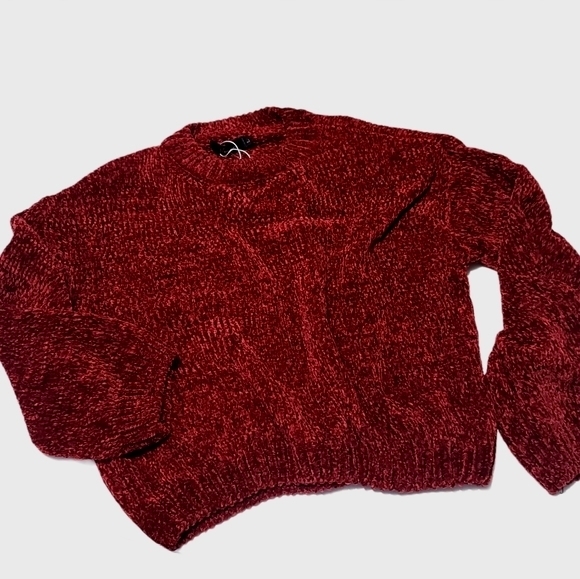 N by Nancy Red Chenille Cropped Sweater - Picture 3 of 6